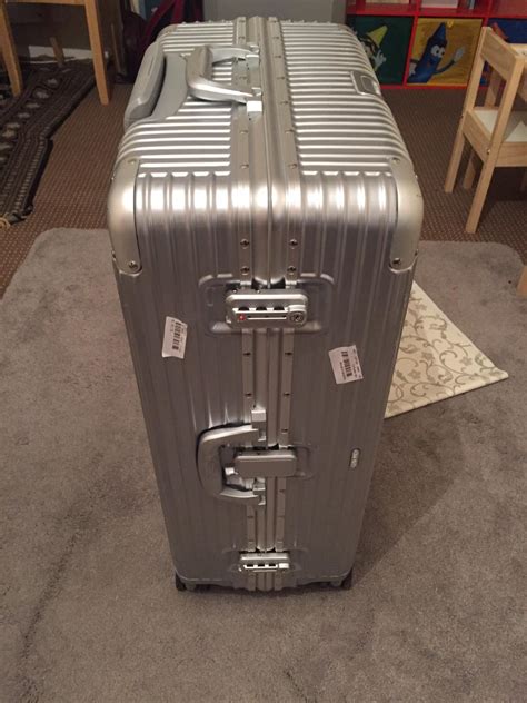 replica rimowa suitcase